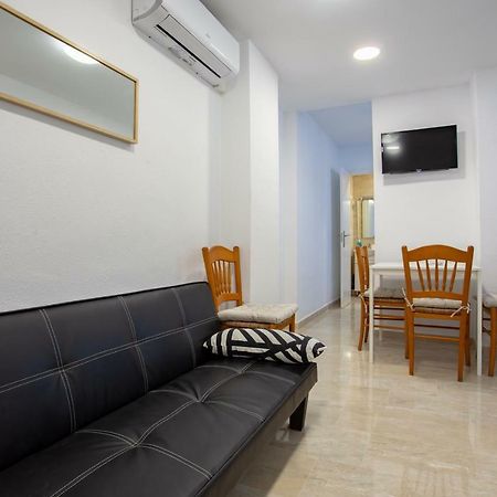 Small Studio Apartment Алтеа Екстер'єр фото